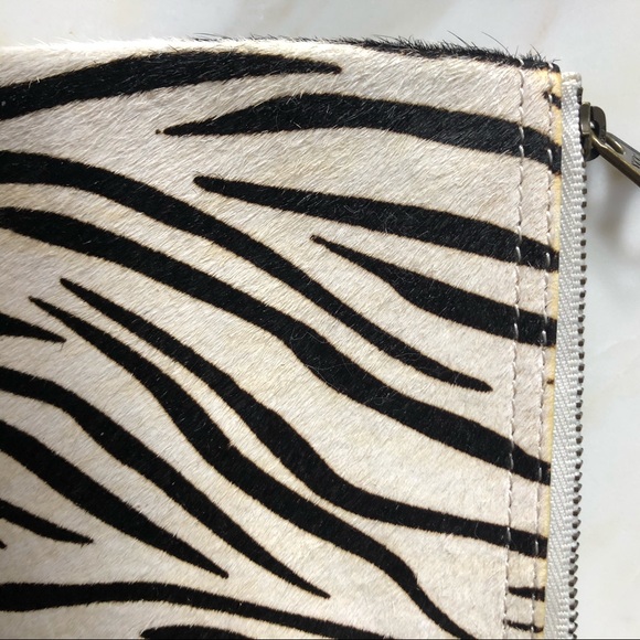 1937 Accessories Pony Hair Clutch Zebra Skin - Picture 9 of 9